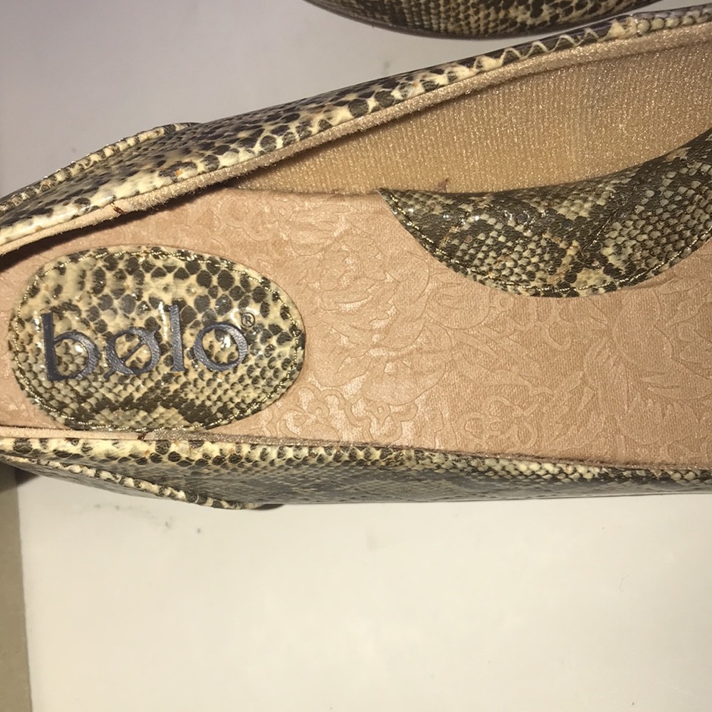 NIB Women’s BOLO Flats - Picture 3 of 8